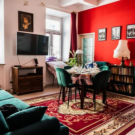 アパート Gorna Royal Red By Bookinghost